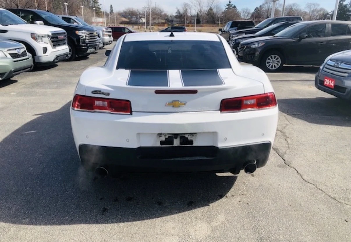 Chevrolet Camaro 3.6 V6 * 99000KM * АВТОМАТИК * СЕРВИЗНА ИСТОРИЯ * , снимка 4 - Автомобили и джипове - 53879577