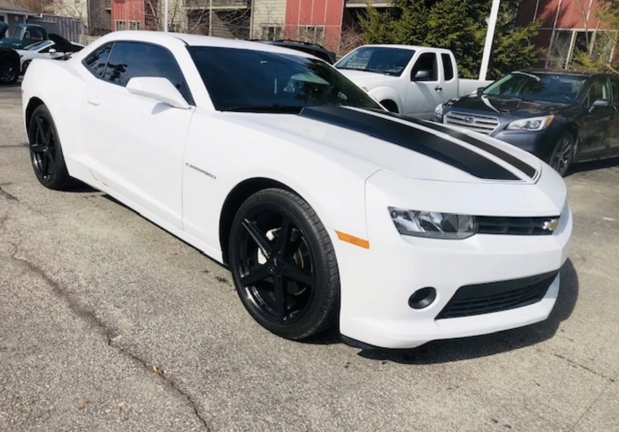 Chevrolet Camaro 3.6 V6 * 99000KM * АВТОМАТИК * СЕРВИЗНА ИСТОРИЯ * , снимка 2 - Автомобили и джипове - 53879577