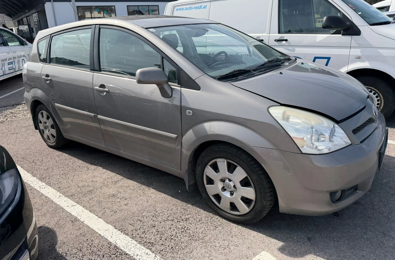 Toyota Corolla verso 2007+ 2.2+ 169хл+ 6ск+ С.ИСТОПИЯ+ 4 З.ГУМИ, снимка 3 - Автомобили и джипове - 53999455