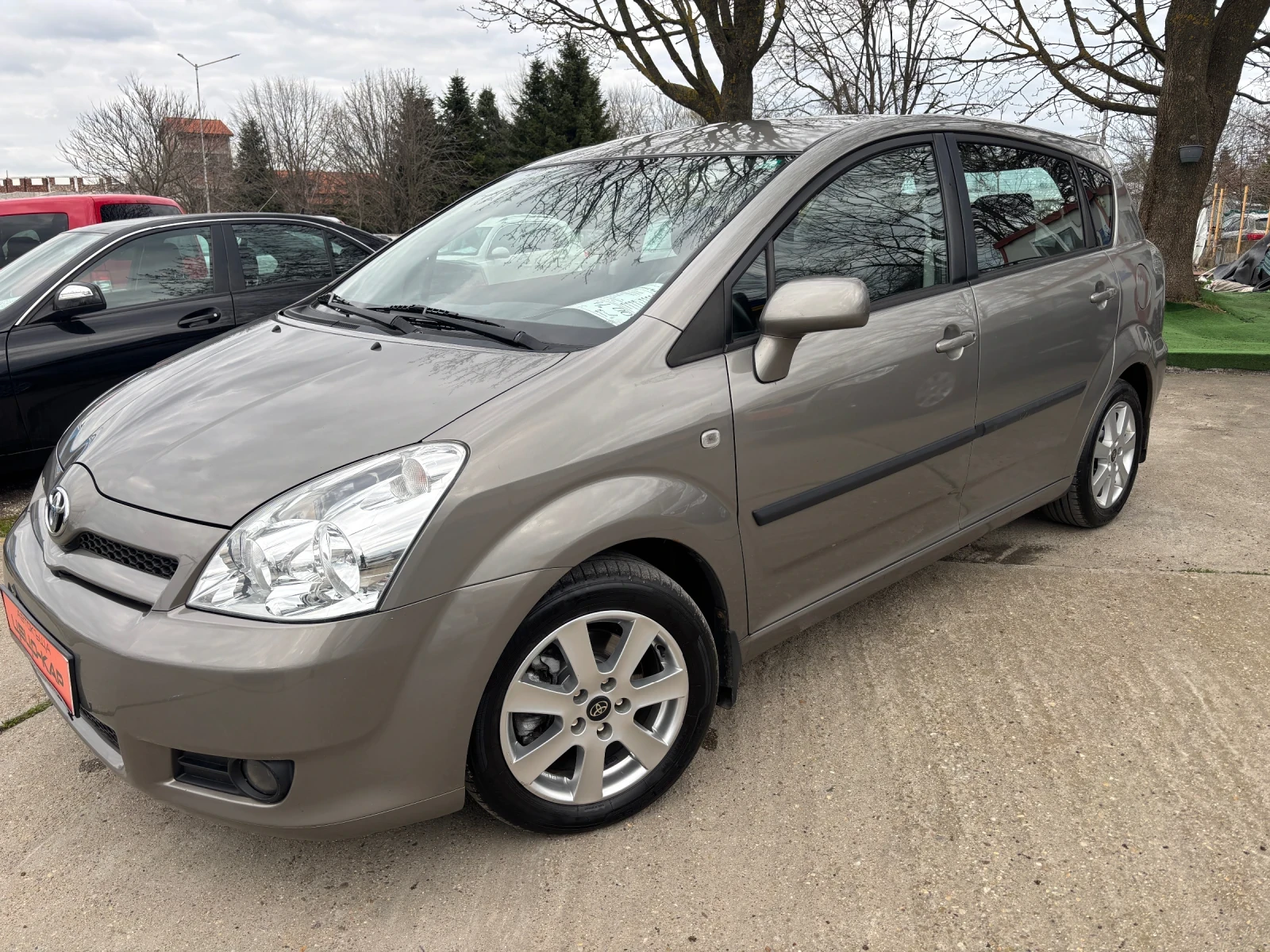 Toyota Corolla verso 2006+ 2.2+ 169хл+ 6ск+ С.ИСТОПИЯ+ 4 З.ГУМИ