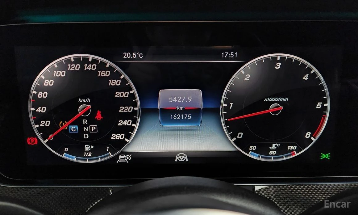 Mercedes-Benz CLS 400, снимка 8 - Автомобили и джипове - 54553448