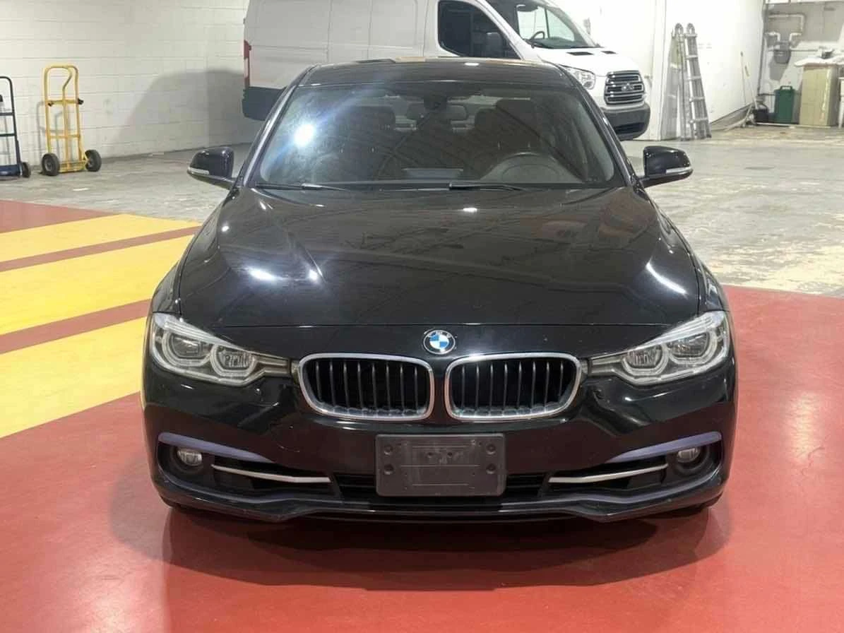 BMW 330 XDRIVE * КАФЯВВ САЛОН* ШИБИДАХ* ПОДГРЕВИ* КАМЕРА* , снимка 2 - Автомобили и джипове - 54906737