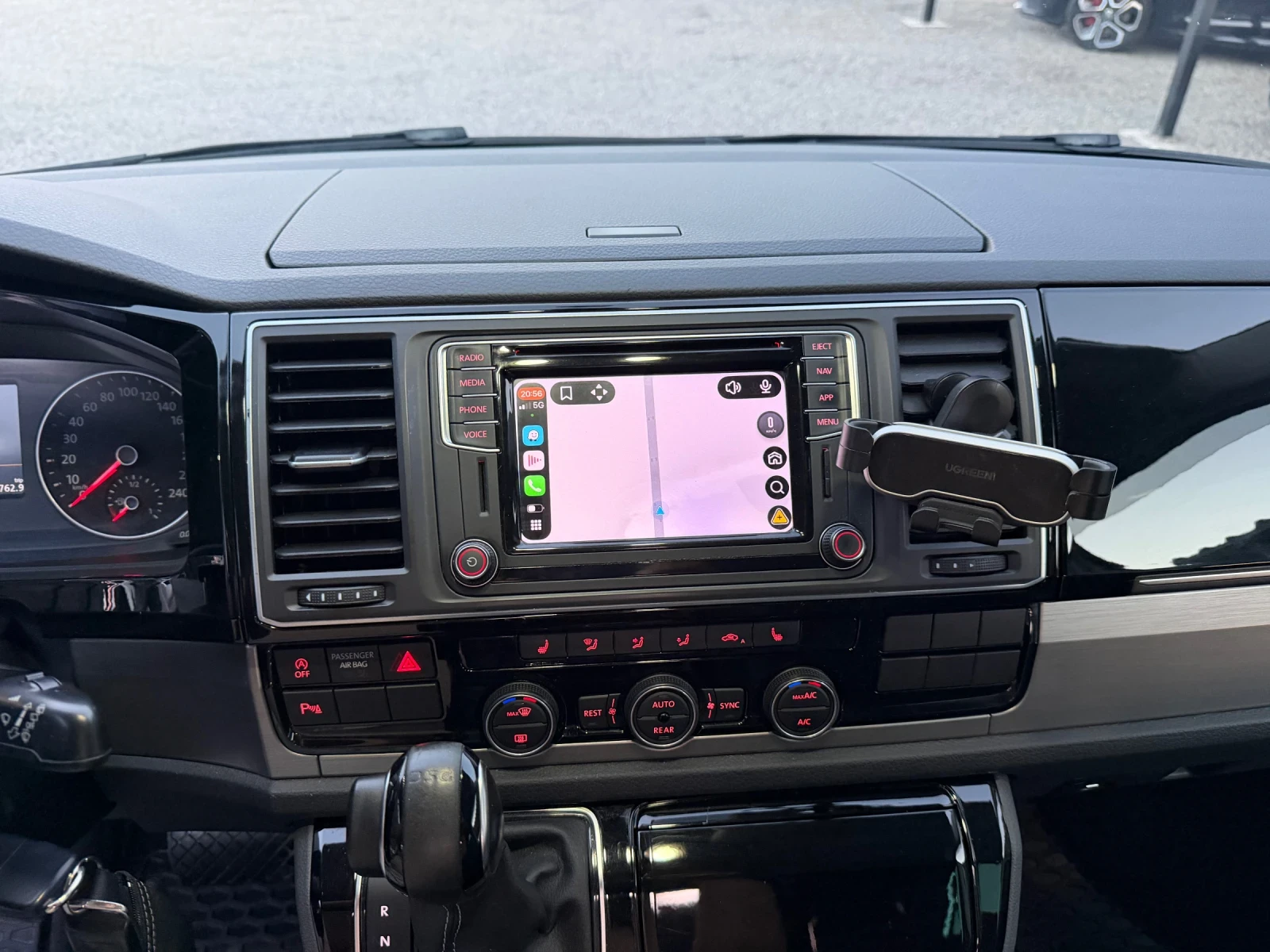VW Multivan T6, 2.0TDI, DSG7, DiSTR., снимка 6 - Автомобили и джипове - 55157833
