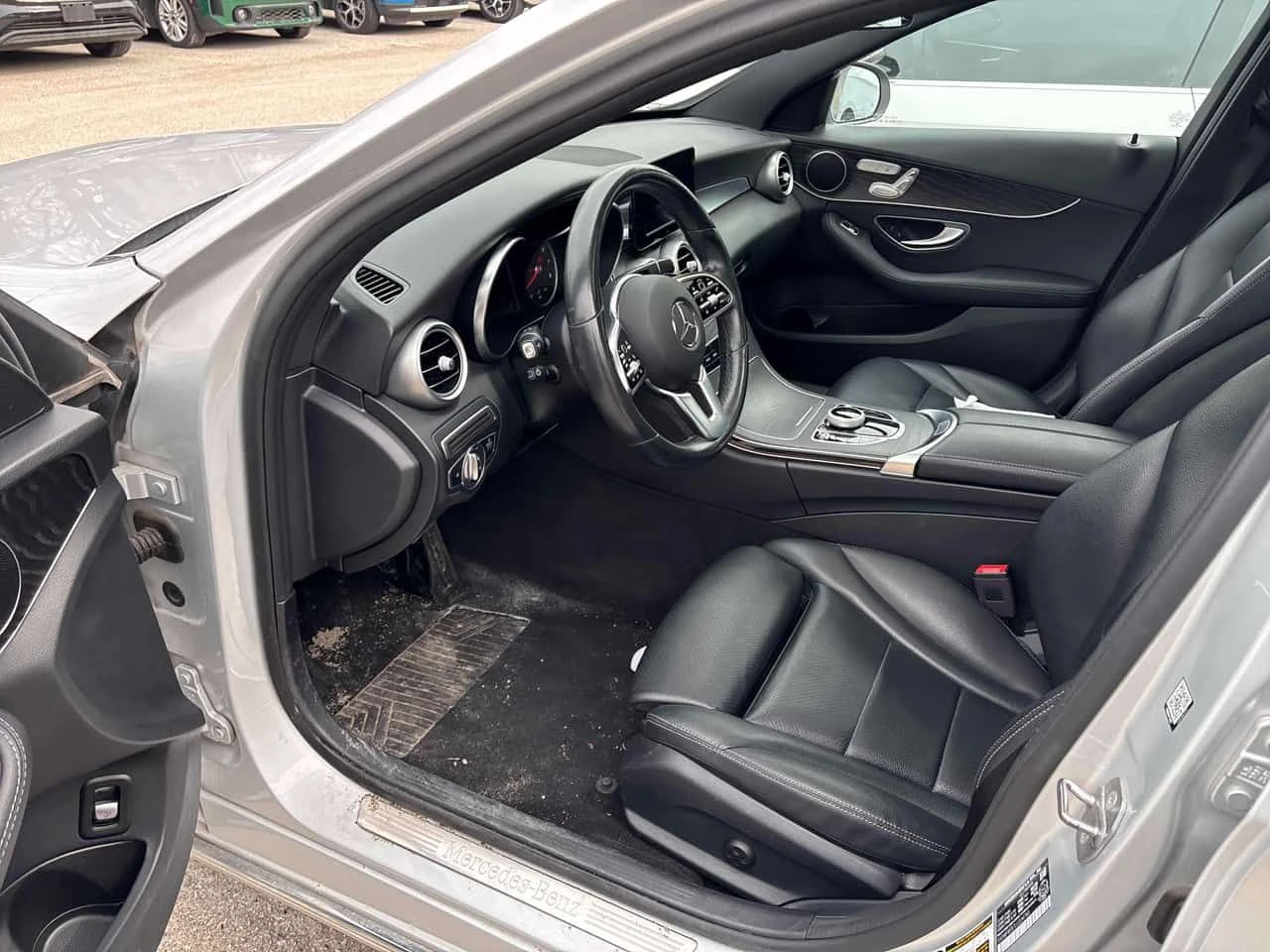 Mercedes-Benz C 300 * CARFAX * ЦЕНА ДО БГ, снимка 6 - Автомобили и джипове - 55218019