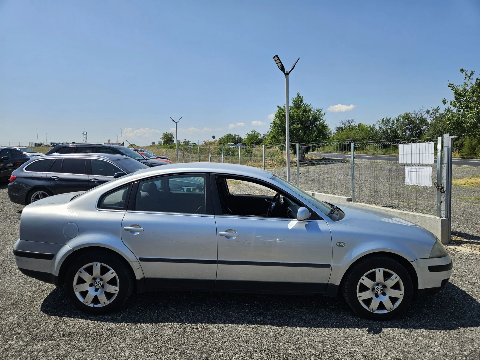 VW Passat 1.9TDI, снимка 6 - Автомобили и джипове - 55351573