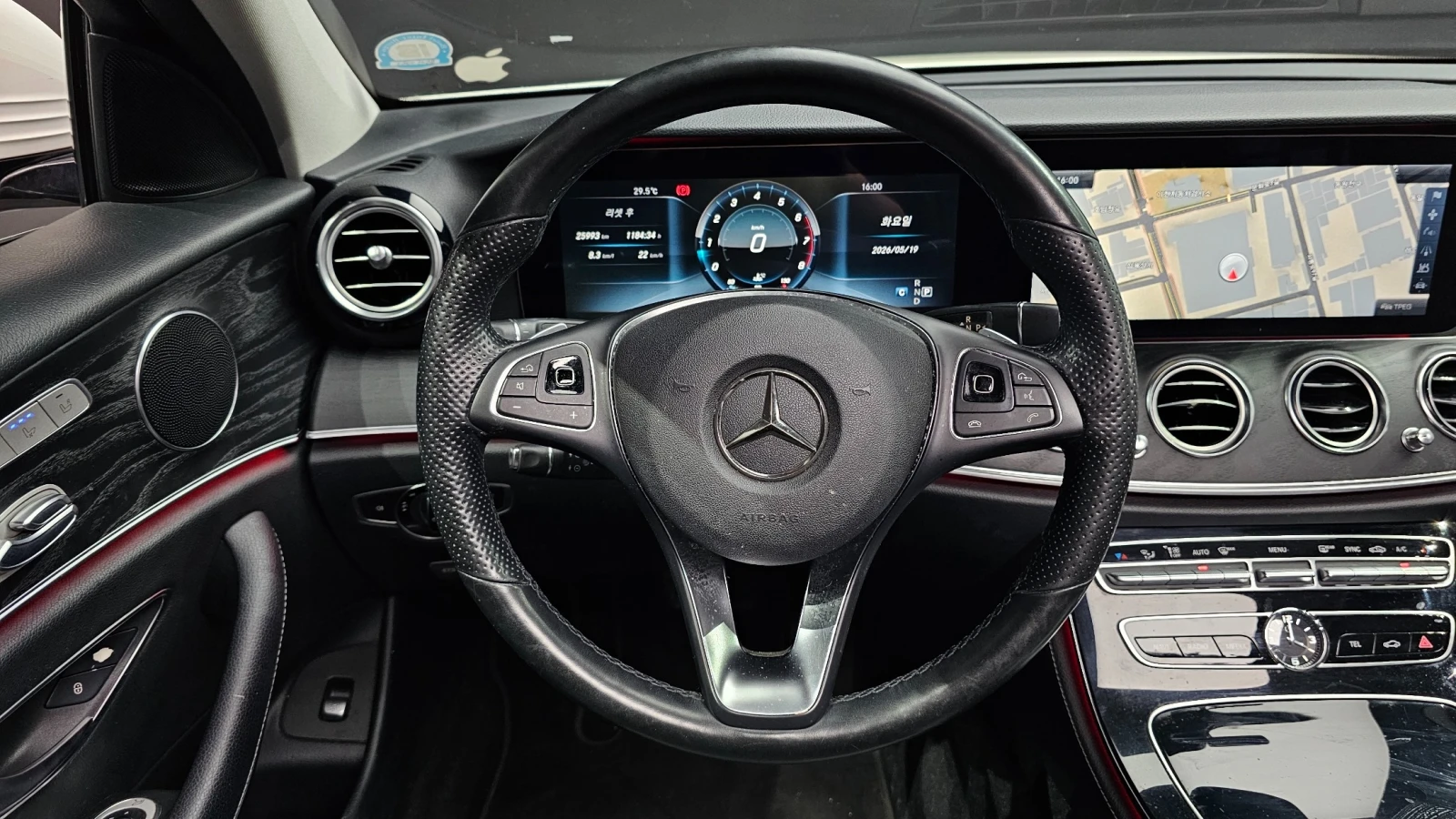 Mercedes-Benz E 300 E300 Avantgarde | 360  | MEMORY | Панорама, снимка 7 - Автомобили и джипове - 55423584
