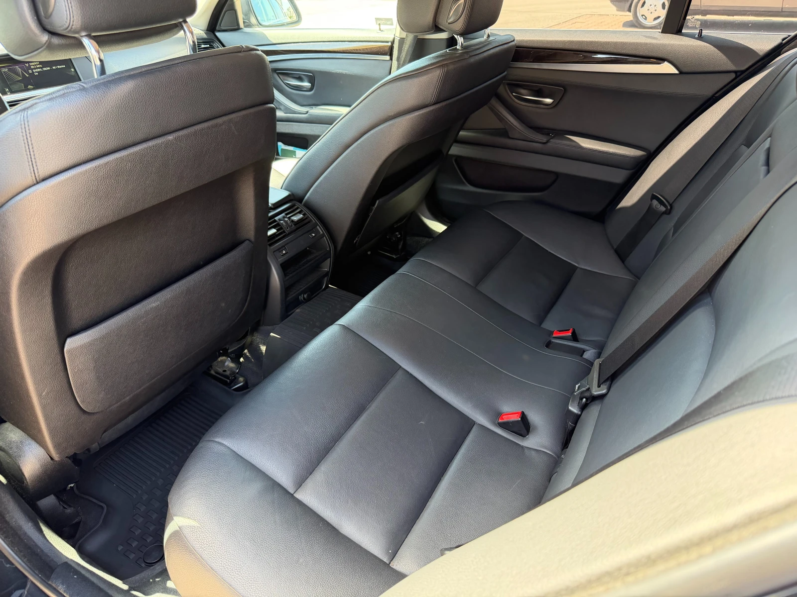 BMW 528 528 xi, снимка 11 - Автомобили и джипове - 55432262