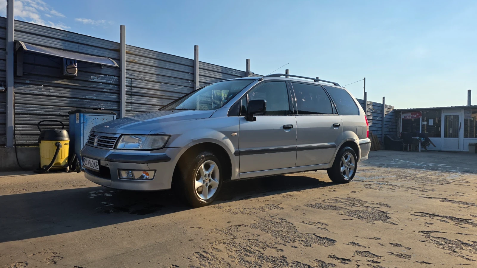 Mitsubishi Space wagon Газ, снимка 2 - Автомобили и джипове - 55617901