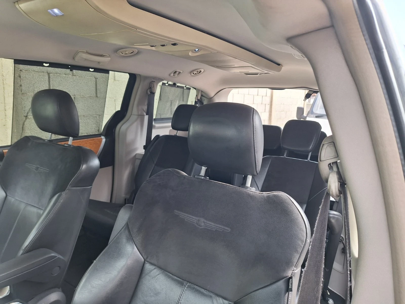 Chrysler Gr.voyager, снимка 8 - Автомобили и джипове - 55878374