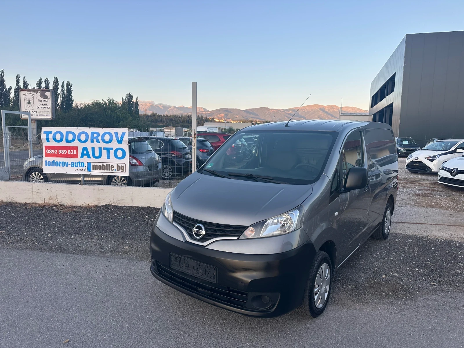 Nissan e-NV200 1.5 D SERVICE BOOK Eu6 