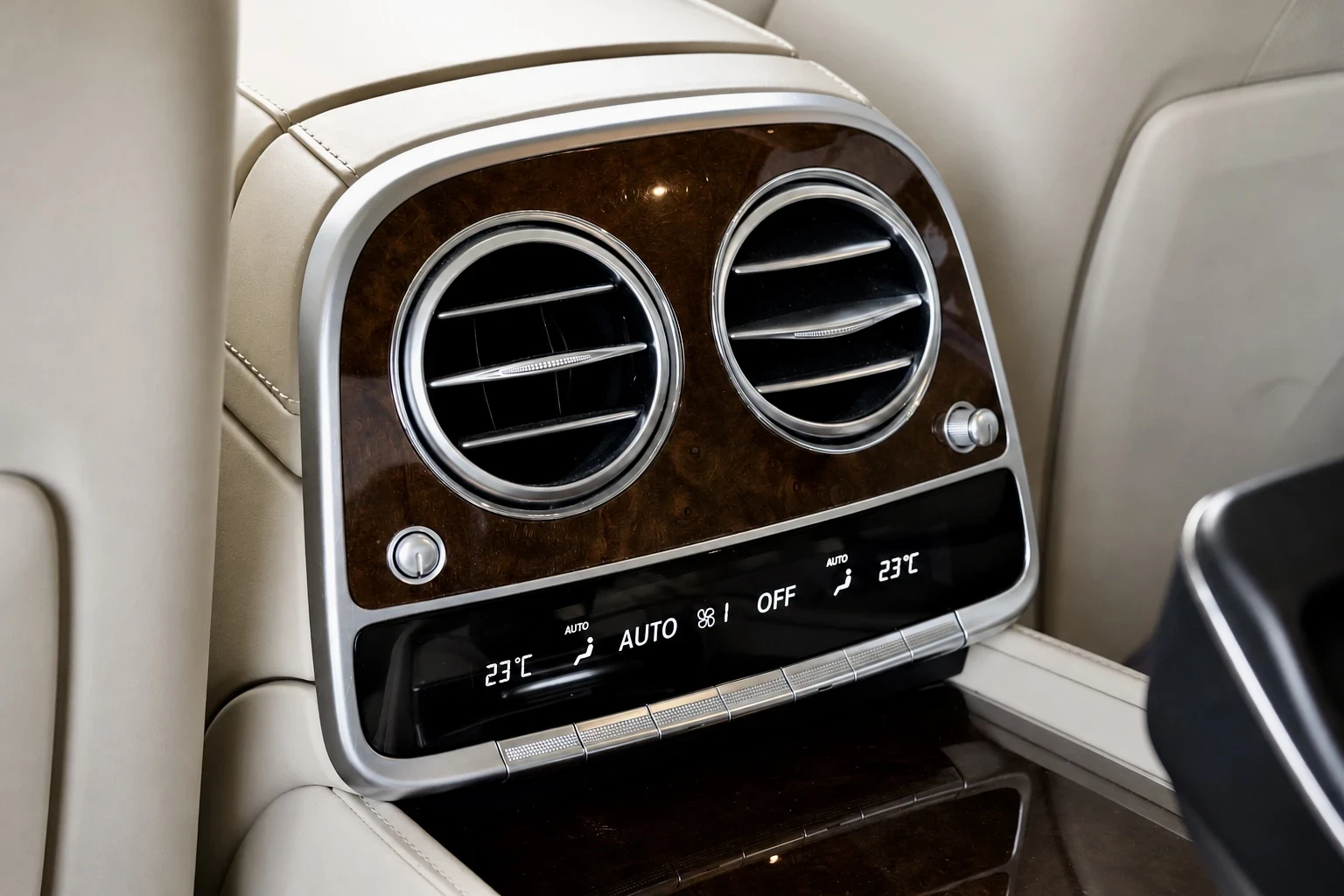 Mercedes-Benz S 560 AMG* 4M* Long* BURMESTER* DISTR* 3xTV* 4SEATS* KEY | Mobile.bg � ����������� 15