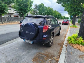 Toyota Rav4 2.2 d4d, снимка 2