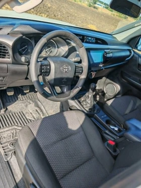 Toyota Hilux, снимка 12