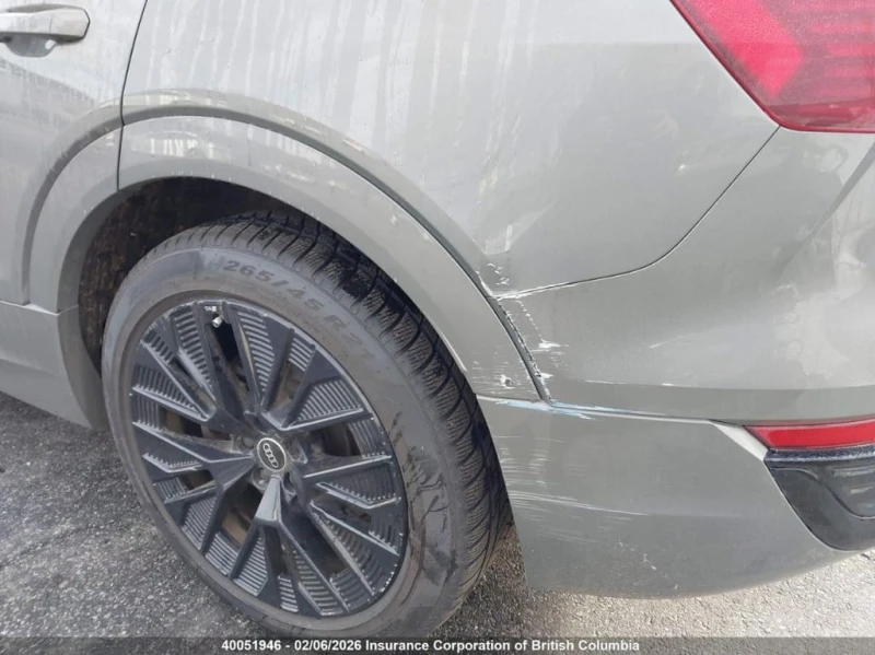 Audi E-Tron Q8 * CARFAX * БЕЗ ПЪРВОНАЧАЛНА ВНОСКА, снимка 6 - Автомобили и джипове - 53467260