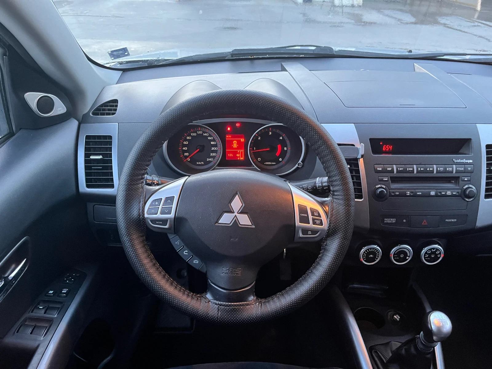 Mitsubishi Outlander | Mobile.bg   9