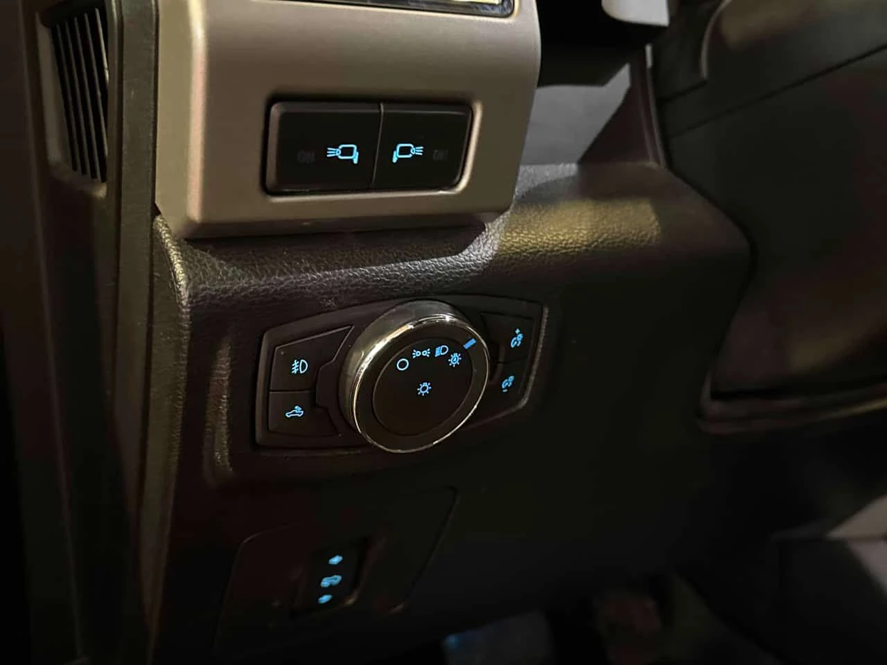 Ford F150 * 4WD SuperCrew 157"* KEYLESS* PANO* ПОДГРЕВ*  - изображение 10