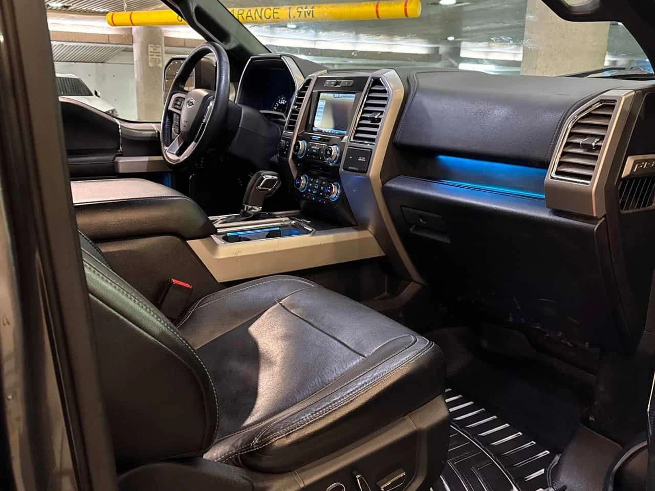 Ford F150 * 4WD SuperCrew 157"* KEYLESS* PANO* �������*  | Mobile.bg � ����������� 11