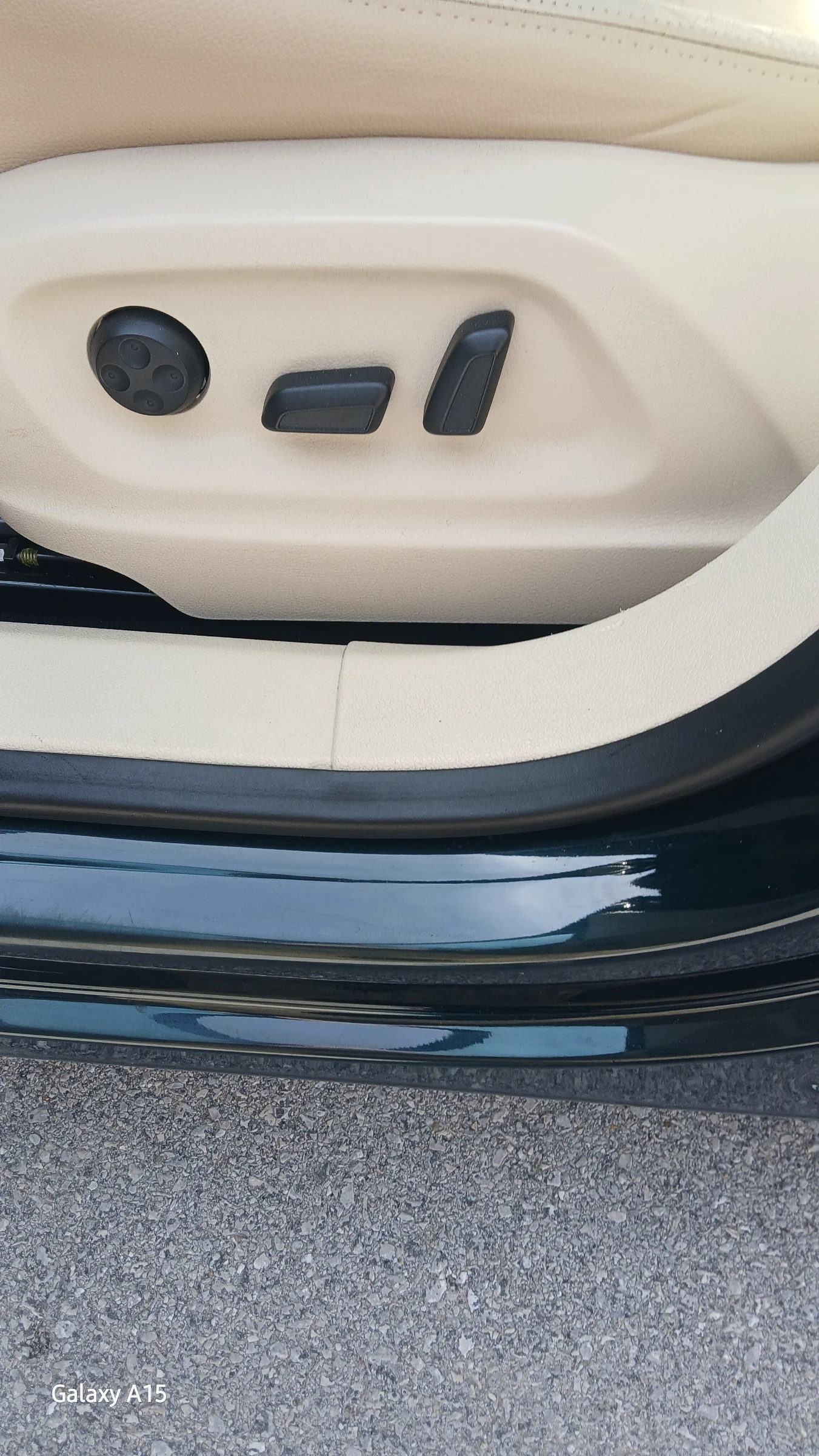 VW Tiguan 2.0TDI 4motion, снимка 15 - Автомобили и джипове - 53777933