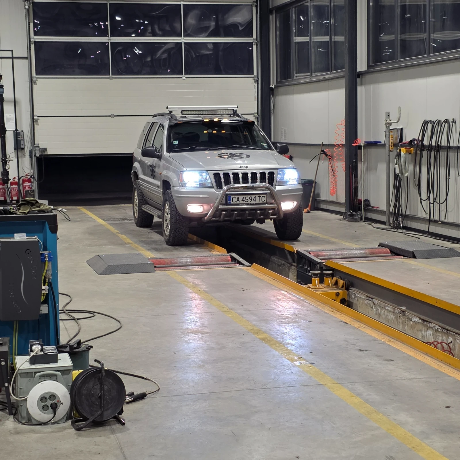 Jeep Grand cherokee, снимка 2 - Автомобили и джипове - 53965898