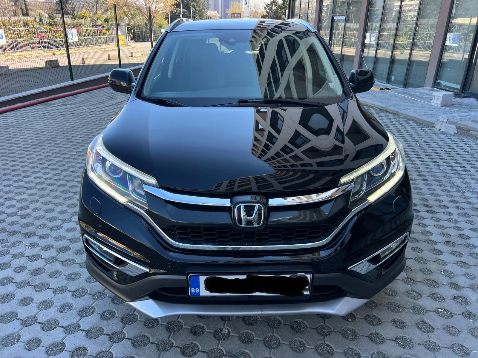 Honda Cr-v 1.6 I-DTEC AWD От БГ Панорама Keyless Go Distronic, снимка 2 - Автомобили и джипове - 54115441