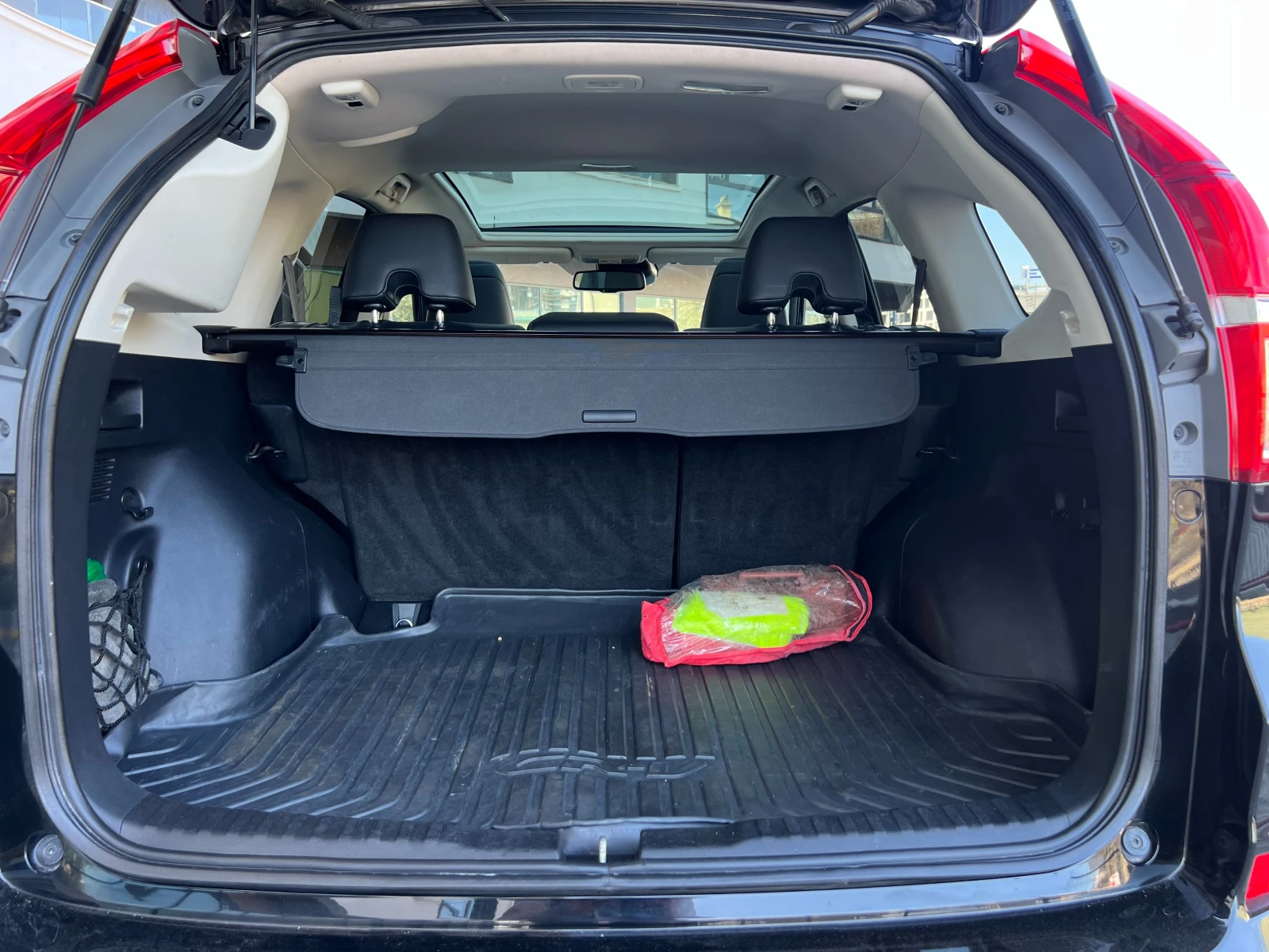 Honda Cr-v 1.6 I-DTEC AWD От БГ Панорама Keyless Go Distronic, снимка 16 - Автомобили и джипове - 54115441