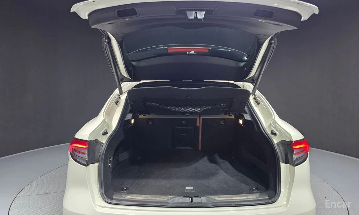 Maserati Levante AWD* PREMIUM* ПАНО* КАМЕРИ* KEYLESS* ПОДГРЕВ* , снимка 14 - Автомобили и джипове - 54195028