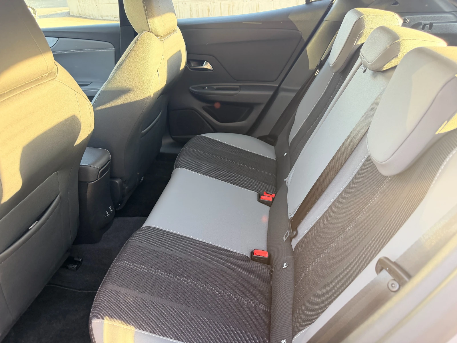 Opel Mokka E 50kW , снимка 8 - Автомобили и джипове - 54346969