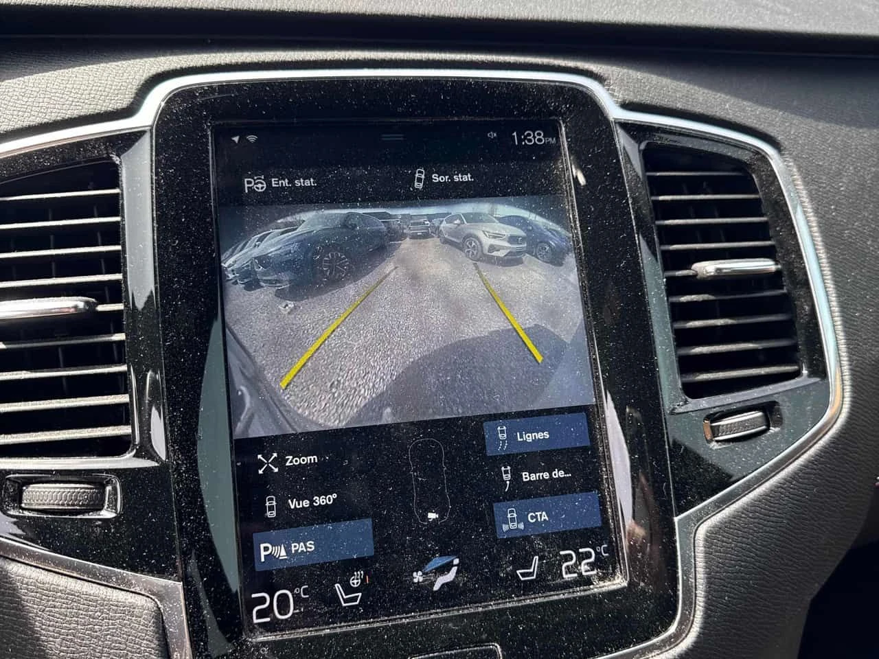 Volvo Xc90 * Momentum * 2 КЛЮЧА* ПОДГРЕВ* KEYLESS* , снимка 13 - Автомобили и джипове - 54367374