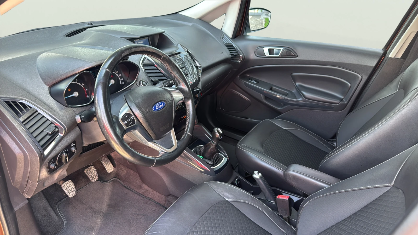 Ford EcoSport 1.0 EcoBoost, снимка 10 - Автомобили и джипове - 55042692
