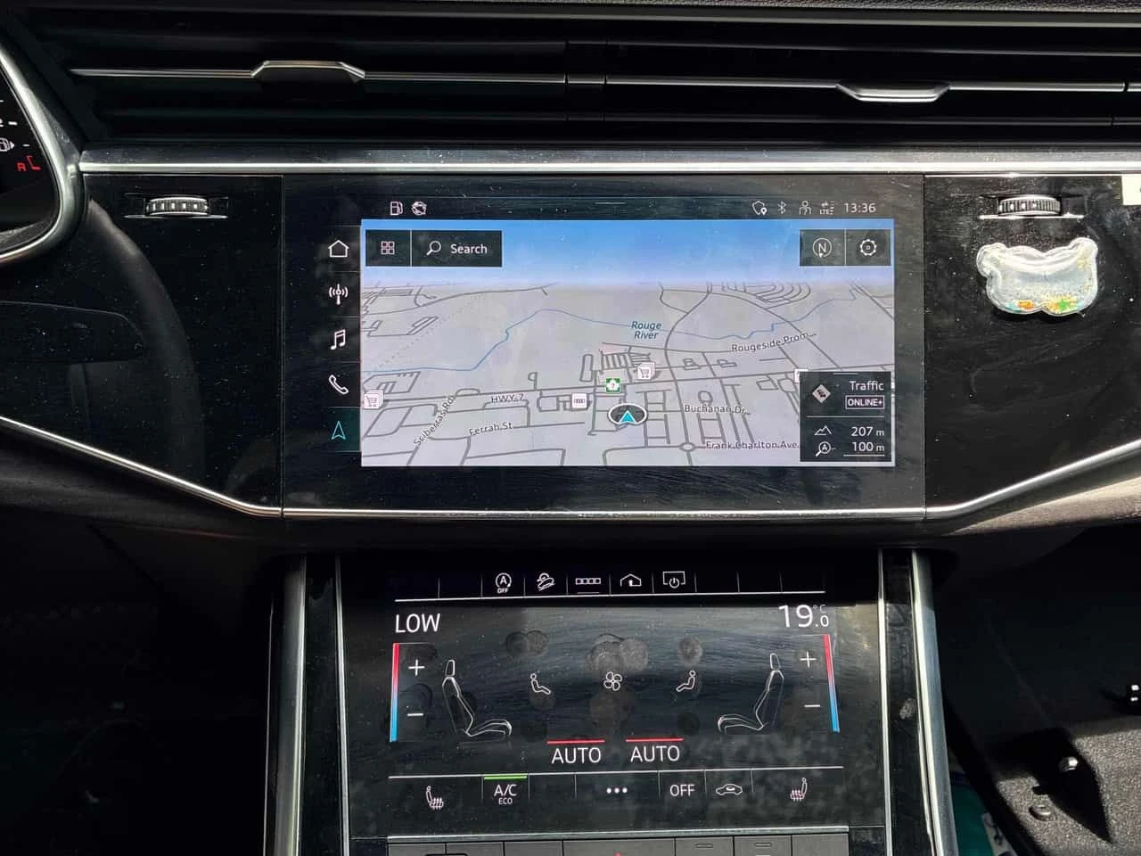 Audi Q7 Komfort /CARFAX/ПРЕДСТАВИТЕЛСТВО НА АУДИ , снимка 9 - Автомобили и джипове - 55156537