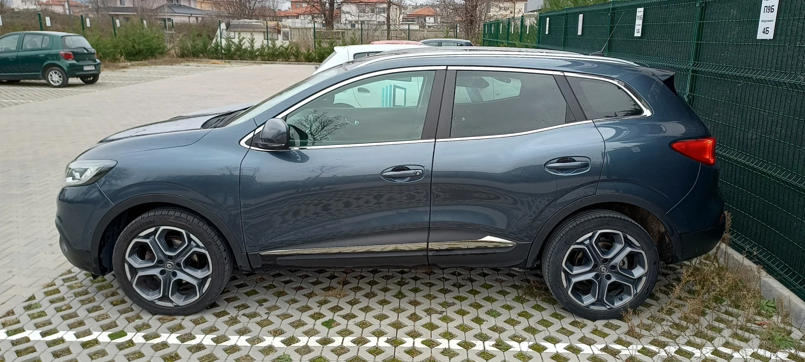 Renault Kadjar, снимка 6 - Автомобили и джипове - 55294231