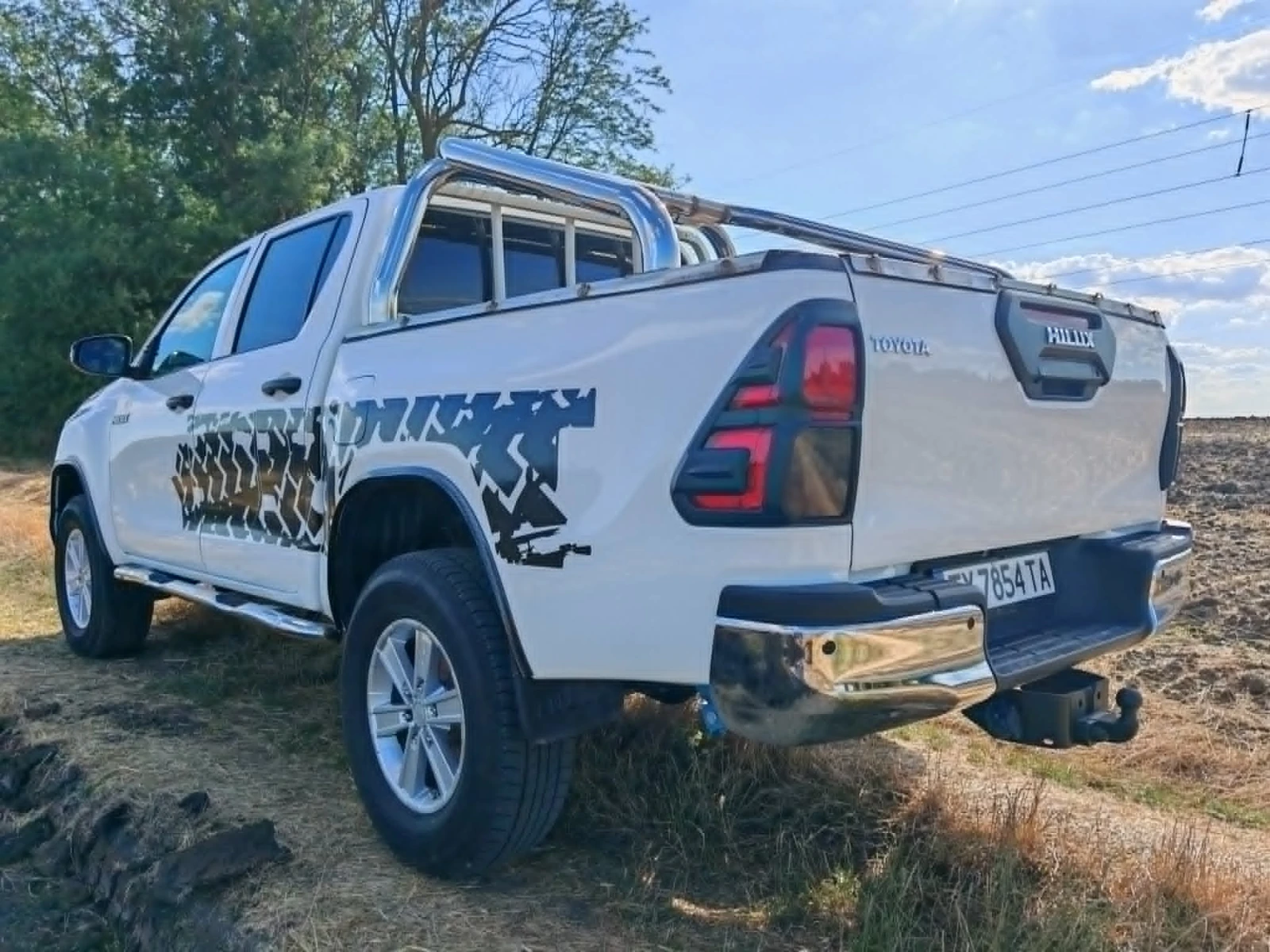 Toyota Hilux, снимка 5 - Автомобили и джипове - 55732580