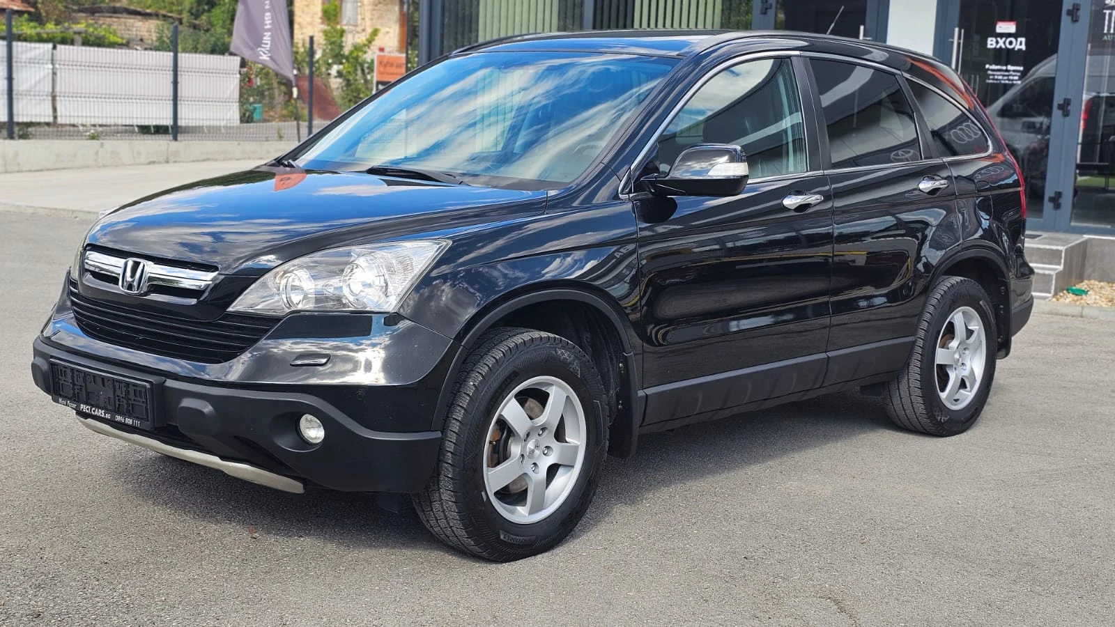 Honda Cr-v 2.0i-VTEC 4x4 CH-СЕРВИЗНА ИСТ.-ТОП СЪСТ.-ЛИЗИНГ, снимка 3 - Автомобили и джипове - 56166633