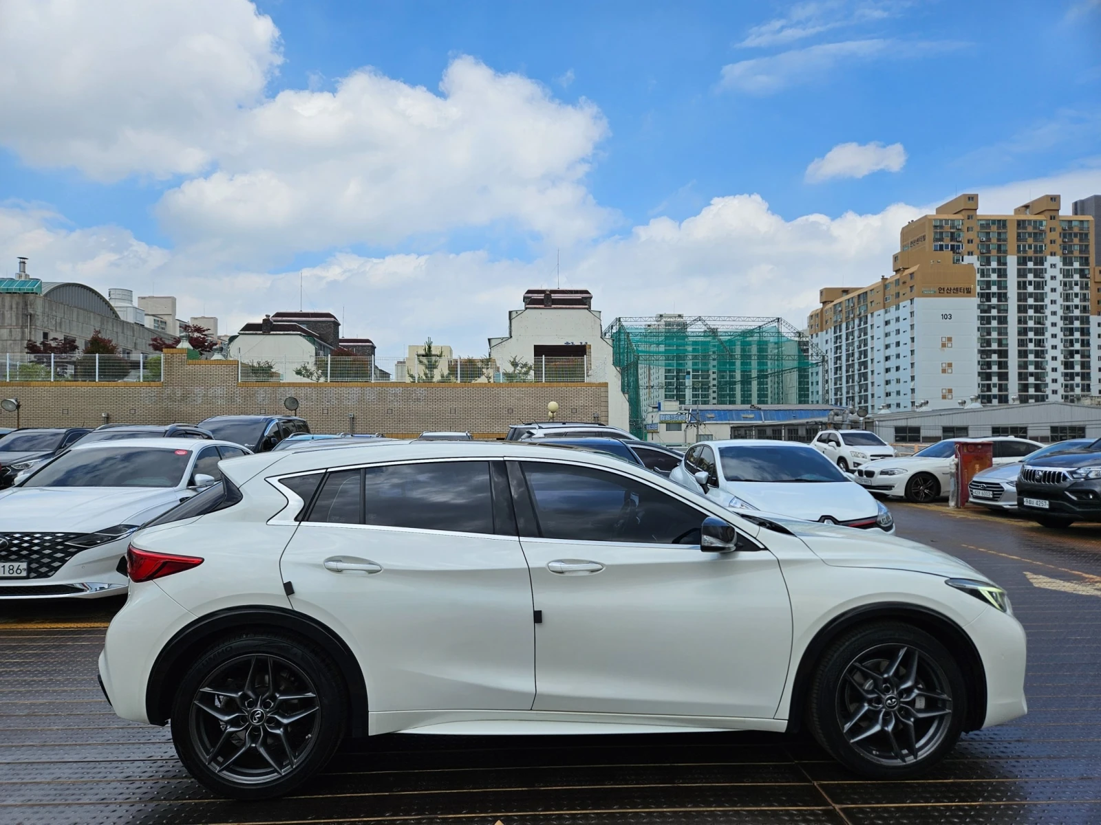 Infiniti Q30 2.0T PREMIUM TECH * КРАЙНА ЦЕНА* FULL MAX, снимка 7 - Автомобили и джипове - 56199015