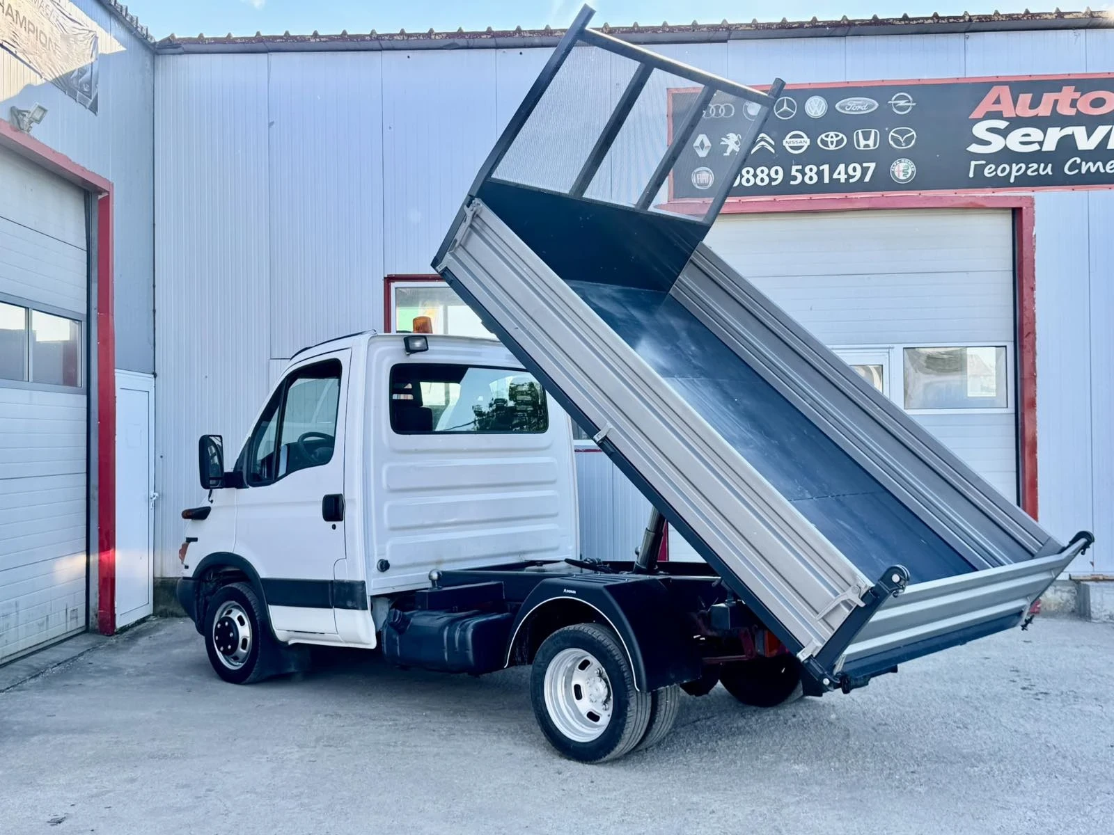 Iveco 35c15 3.0* БЛОКАЖ* ТРИСТРАНЕН САМОСВАЛ , снимка 4 - Бусове и автобуси - 54597649