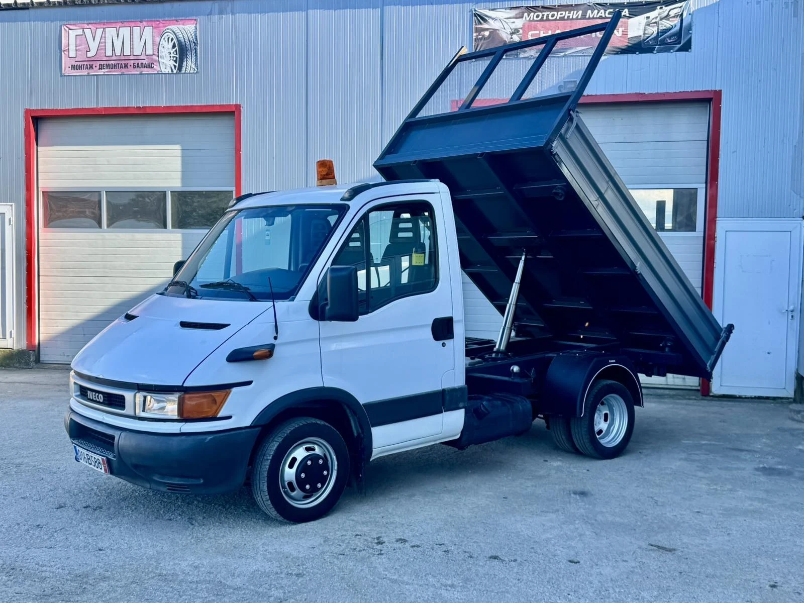 Iveco 35c15 3.0* БЛОКАЖ* ТРИСТРАНЕН САМОСВАЛ , снимка 2 - Бусове и автобуси - 54597649