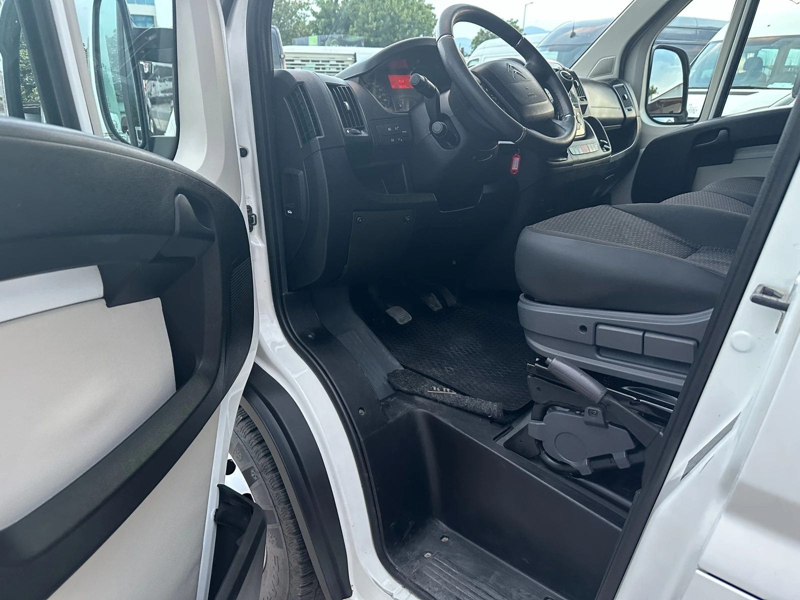 Citroen Jumper klimatronik/full/kamera, снимка 7 - Бусове и автобуси - 55606679