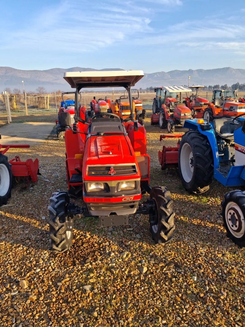 Трактор Kubota Скайтрак , снимка 2 - Селскостопанска техника - 52881898