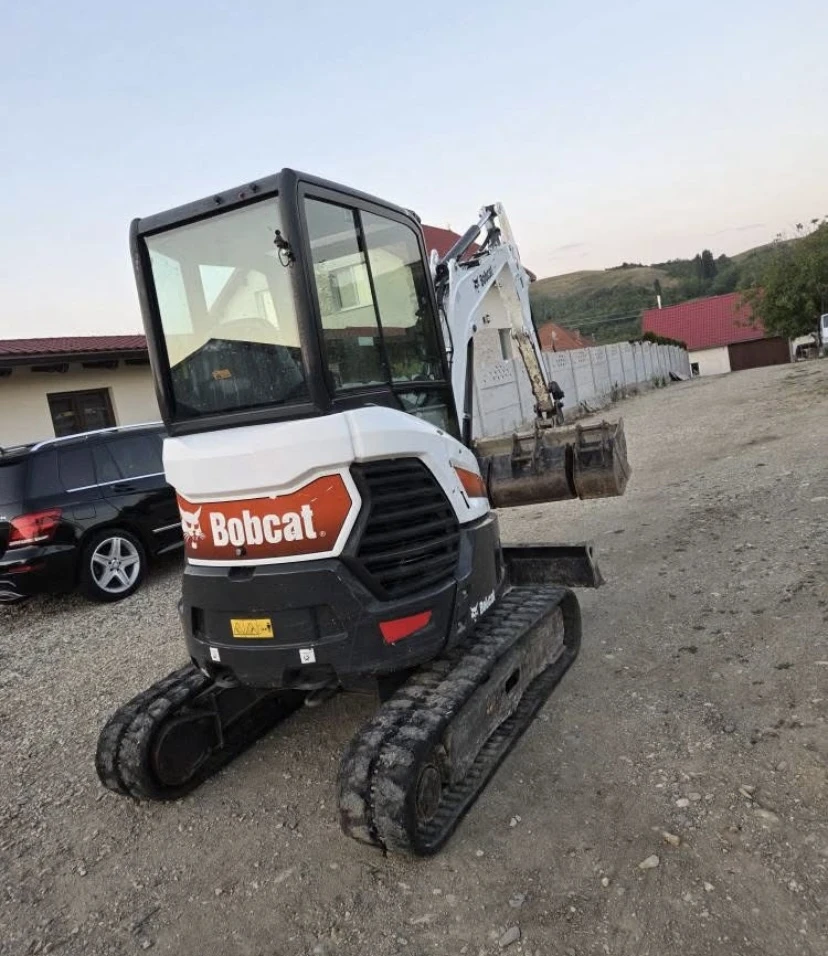 Багер Bobcat Е27Z