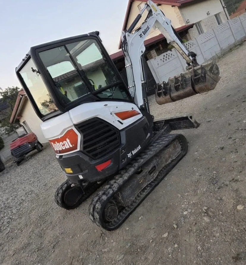 Багер Bobcat Е27Z, снимка 2 - Индустриална техника - 55996428
