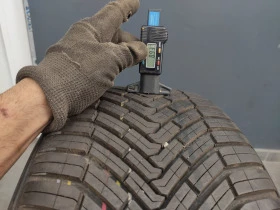 Гуми Всесезонни 225/40R18, снимка 4