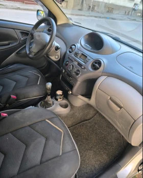Toyota Yaris 1.0 БЕНЗИН/ ГАЗ, 4 ВРАТИ, КЛИМАТИК, снимка 3