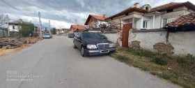 Mercedes-Benz 124 E 200 , снимка 2