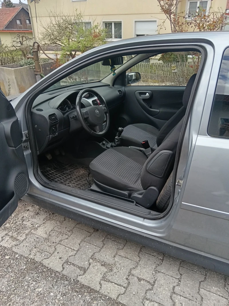 Opel Corsa С, снимка 17 - Автомобили и джипове - 47876309