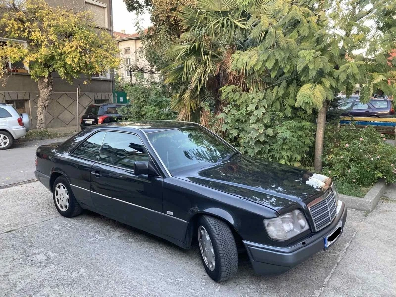 Mercedes-Benz 124 E 200 , снимка 4 - Автомобили и джипове - 47443781