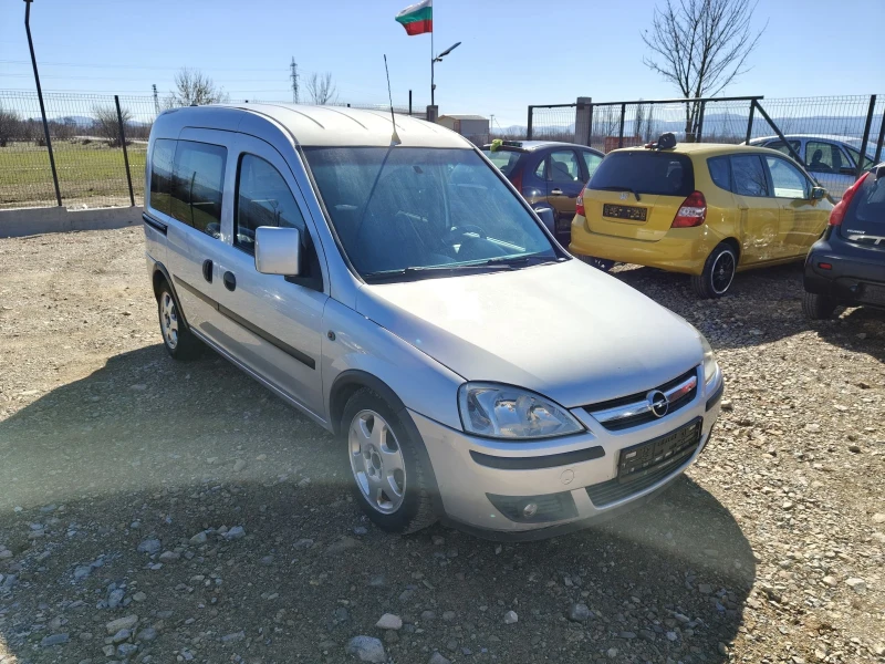 Opel Combo 1.7CDTI 100 FACE KLIMA, снимка 8 - Автомобили и джипове - 49376222