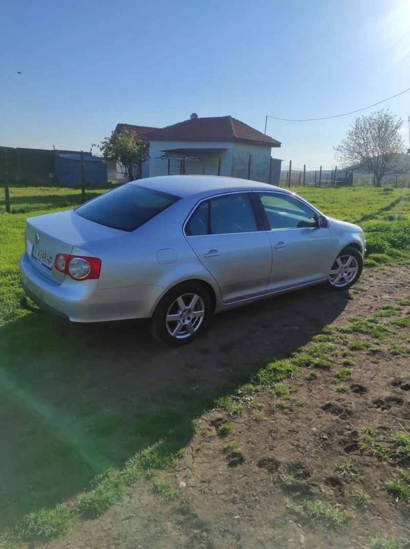 VW Jetta 2.0 tdi-140k.s., снимка 6 - Автомобили и джипове - 51237880