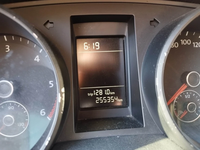 VW Golf 1, 9, снимка 10 - Автомобили и джипове - 51801320