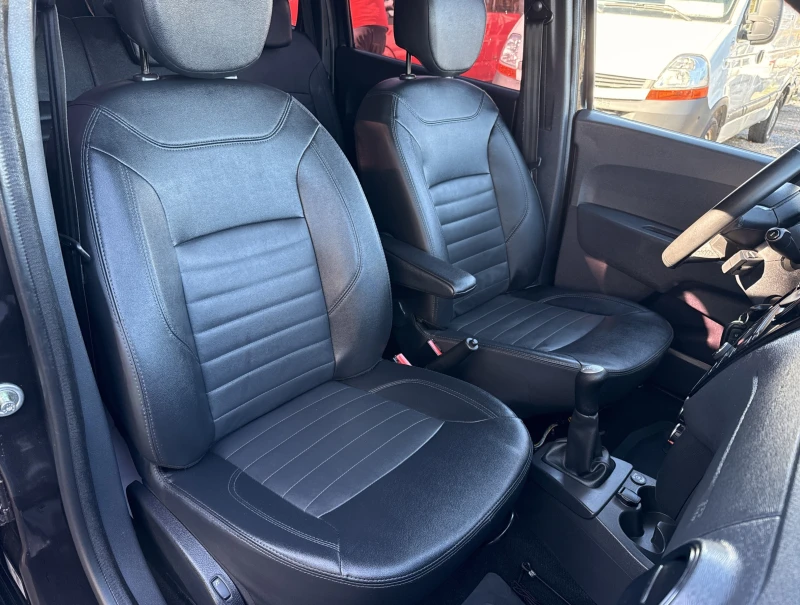 Dacia Lodgy 1.6i ГАЗ;7 МЕСТА;ЕВРО 6;КОЖЕН САЛОН;, снимка 12 - Автомобили и джипове - 52426471