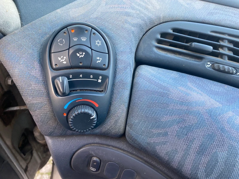 Renault Espace, снимка 6 - Автомобили и джипове - 52444340